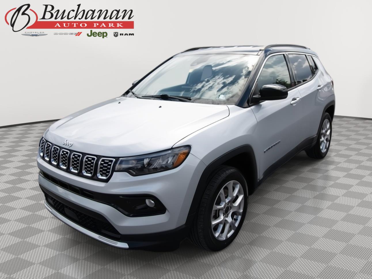 Silver Zynith Metallic Clearcoat 2025 Jeep Compass SUV / Crossover Four-Wheel Drive 8-Speed Automatic