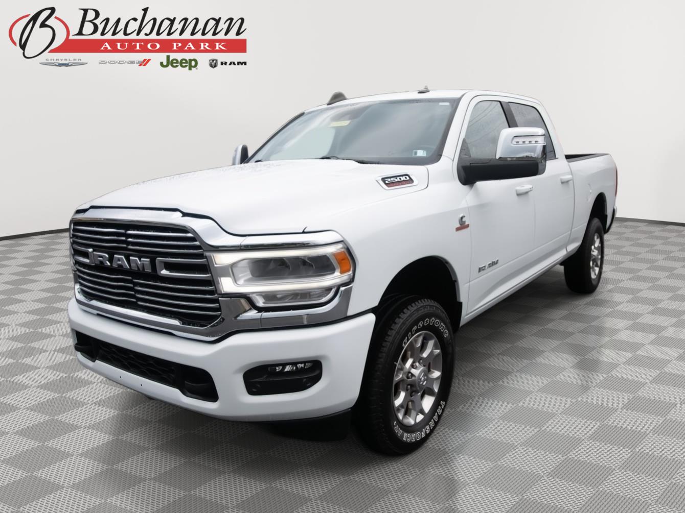 2024 RAM 2500 Blanco (Bright White Clearcoat) Camioneta Todo terreno 6 velocidades Automática