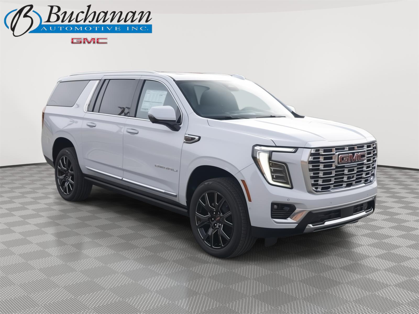 Glacier White Tricoat 2026 GMC Yukon XL SUV / Crossover Four-Wheel Drive Automatic
