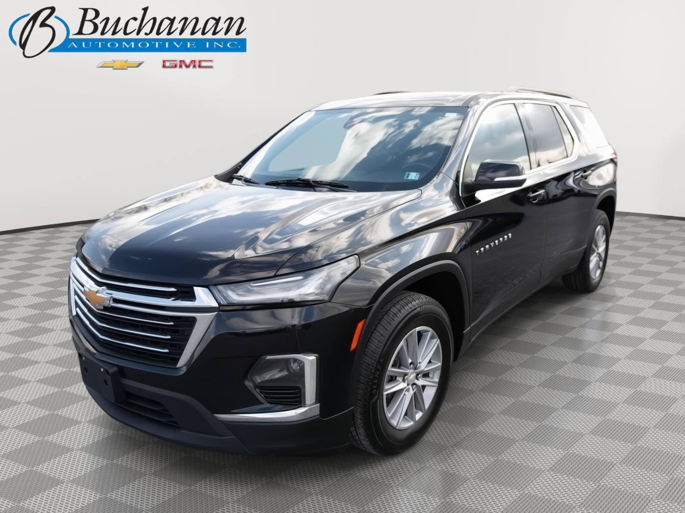Mosaic Black Metallic 2022 Chevrolet Traverse LT Cloth FWD SUV / Crossover Front-Wheel Drive 9-Speed Automatic