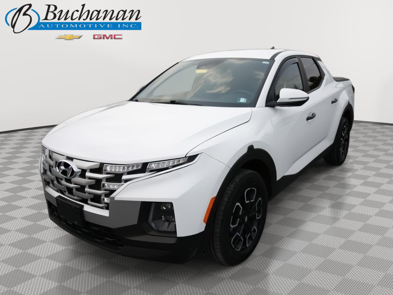 Atlas White 2024 Hyundai Santa Cruz Pickup Truck All-Wheel Drive Automatic
