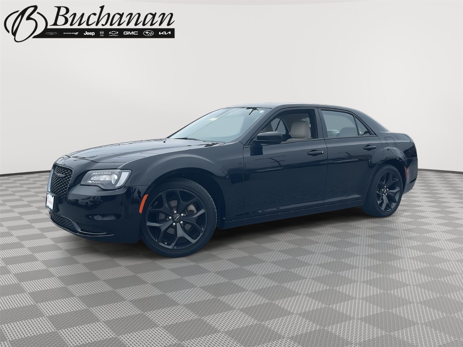 2022 Chrysler 300 Touring RWD
