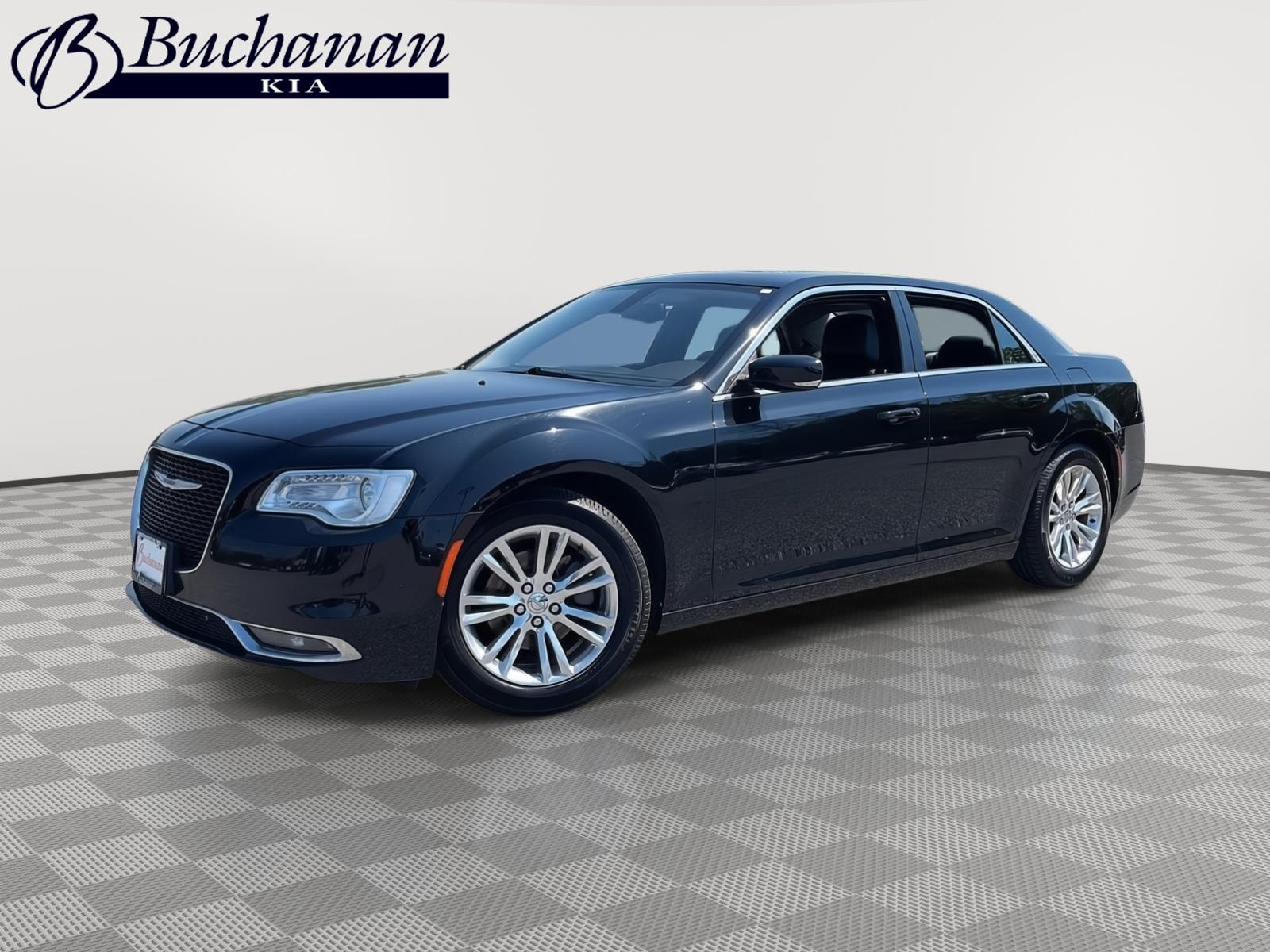 Gloss Black 2021 Chrysler 300 Touring L RWD Sedan Rear-Wheel Drive 8-Speed Automatic