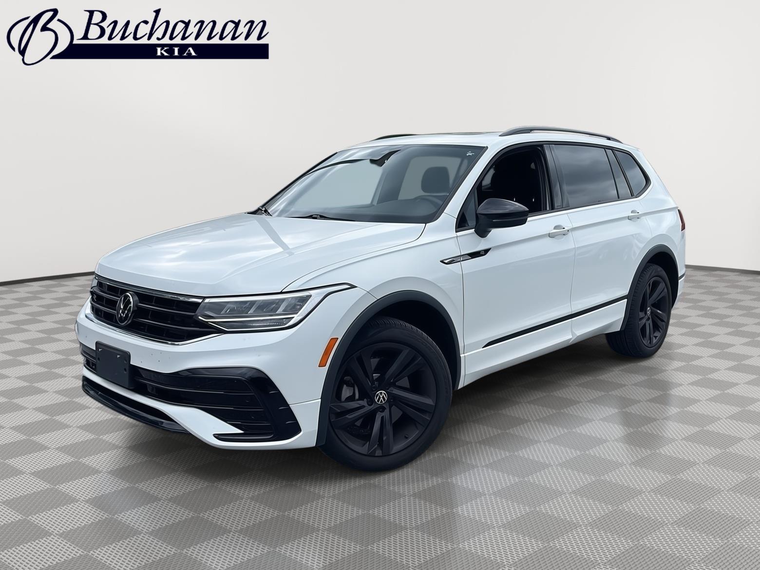 Deep Black Pearl 2024 Volkswagen Tiguan SUV / Crossover All-Wheel Drive Automatic