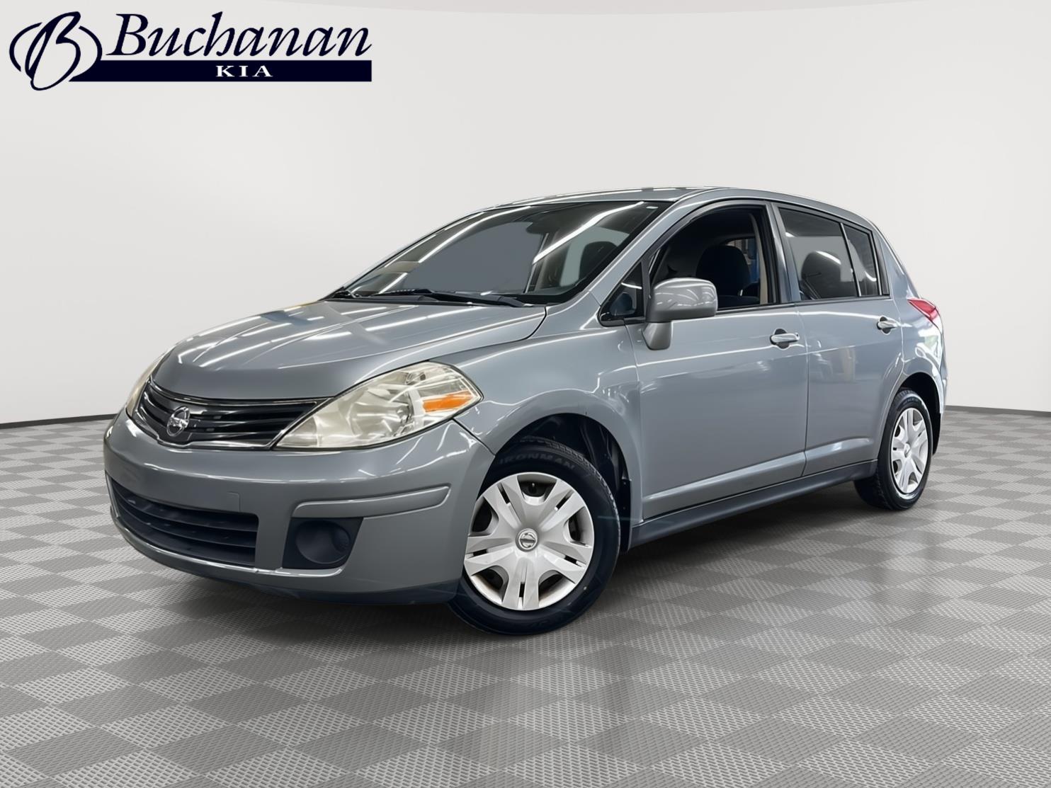 Magnetic Gray Metallic 2011 Nissan Versa Hatchback Front-Wheel Drive Automatic