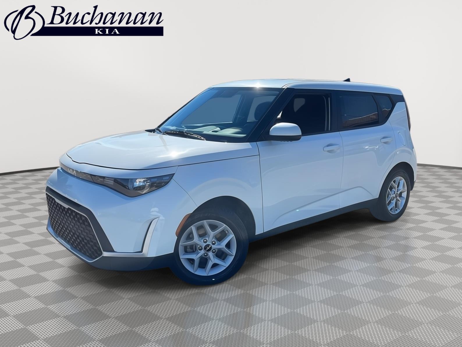 Snow White Pearl 2024 Kia Soul SUV / Crossover Front-Wheel Drive Continuously Variable Transmission