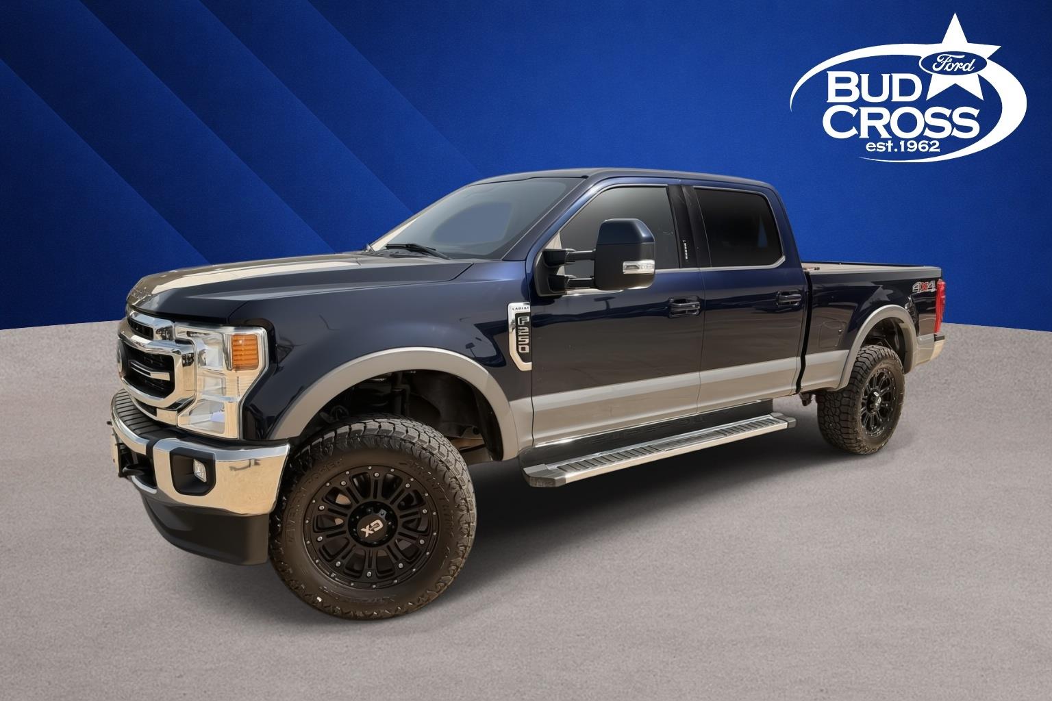 Antimatter Blue/Carbonized Gray 2022 Ford F-250 Super Duty Pickup Truck Four-Wheel Drive 6-Speed Automatic