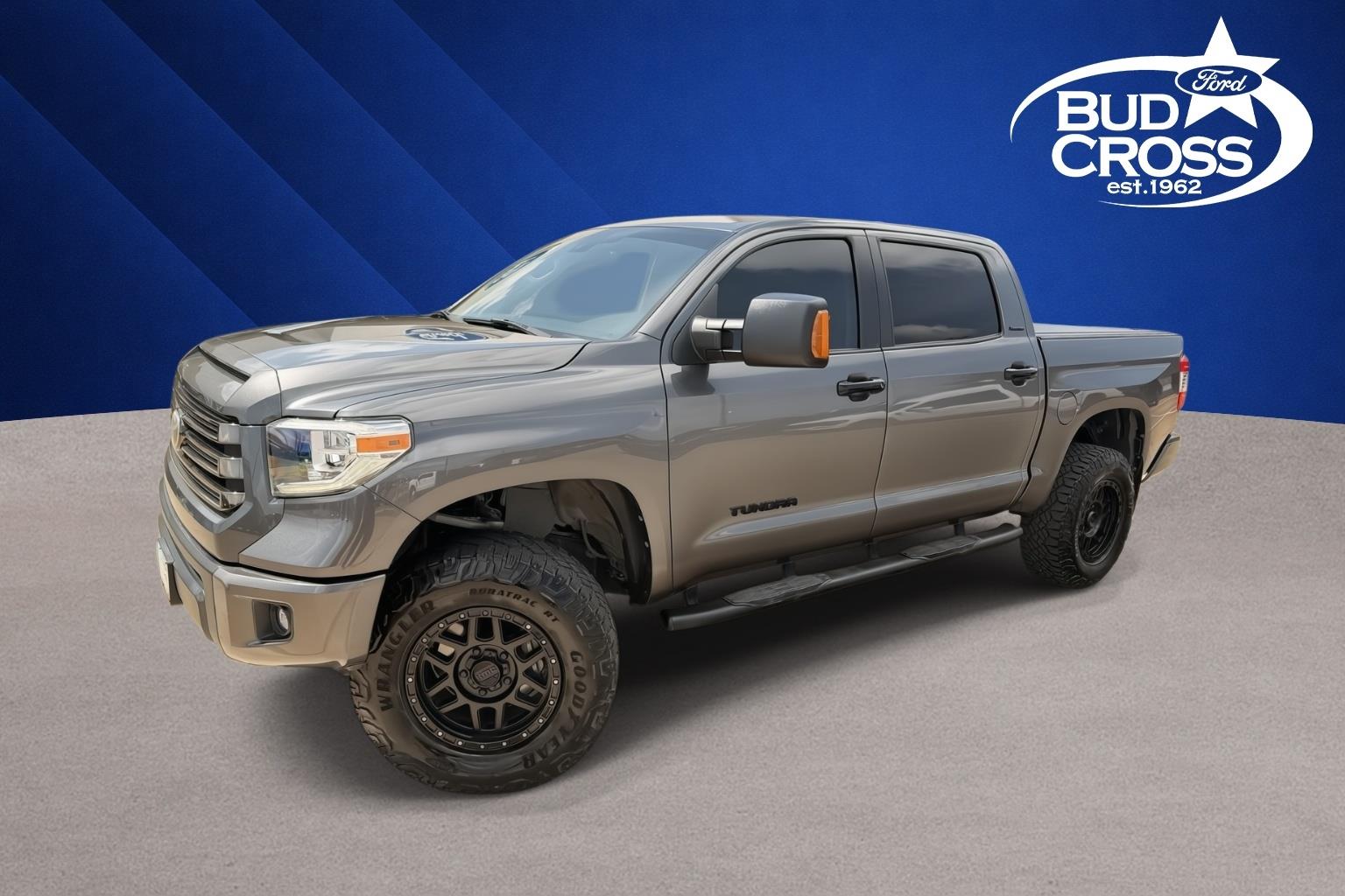 Magnetic Gray Metallic 2021 Toyota Tundra Pickup Truck Four-Wheel Drive 6-Speed Automatic