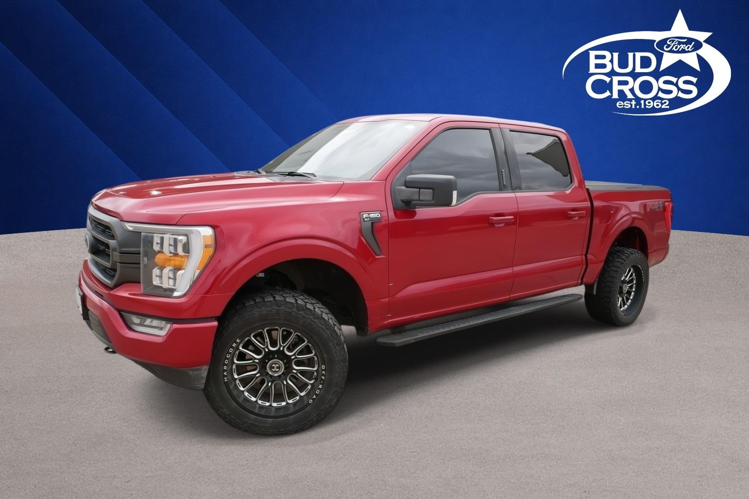 Rapid Red Metallic Tinted Clearcoat 2022 Ford F-150 Pickup Truck Four-Wheel Drive Automatic