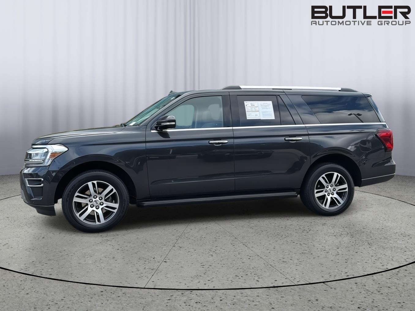 View vehicle photo 3