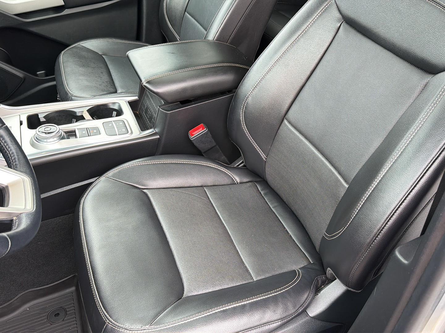 Used 2022 Ford Explorer SUV