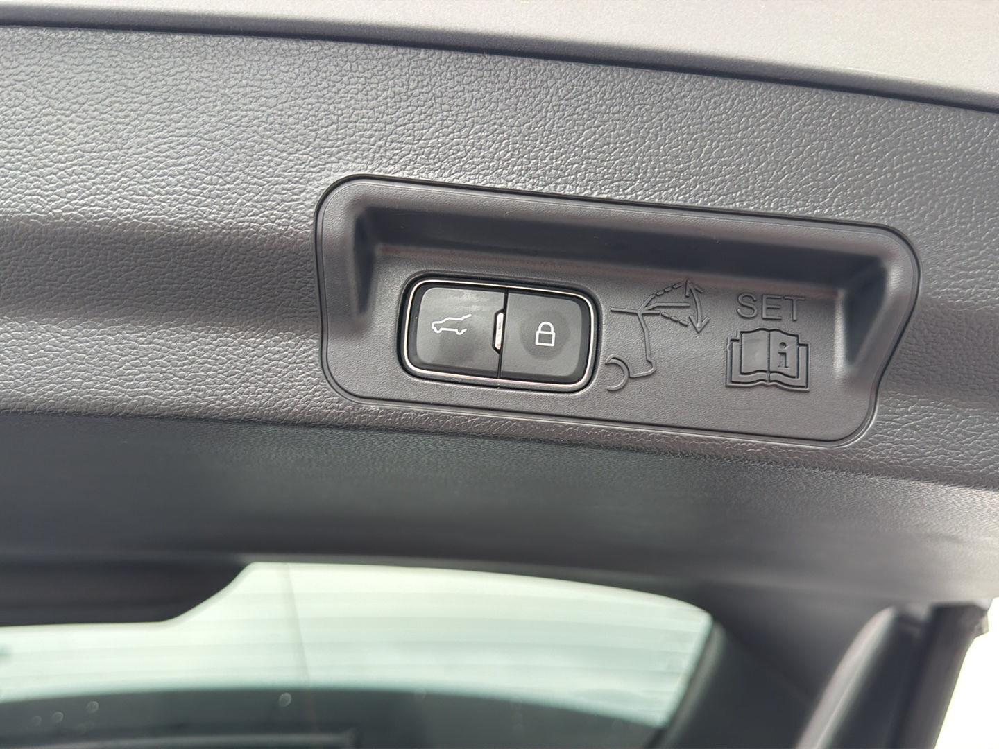 Used 2022 Ford Explorer SUV