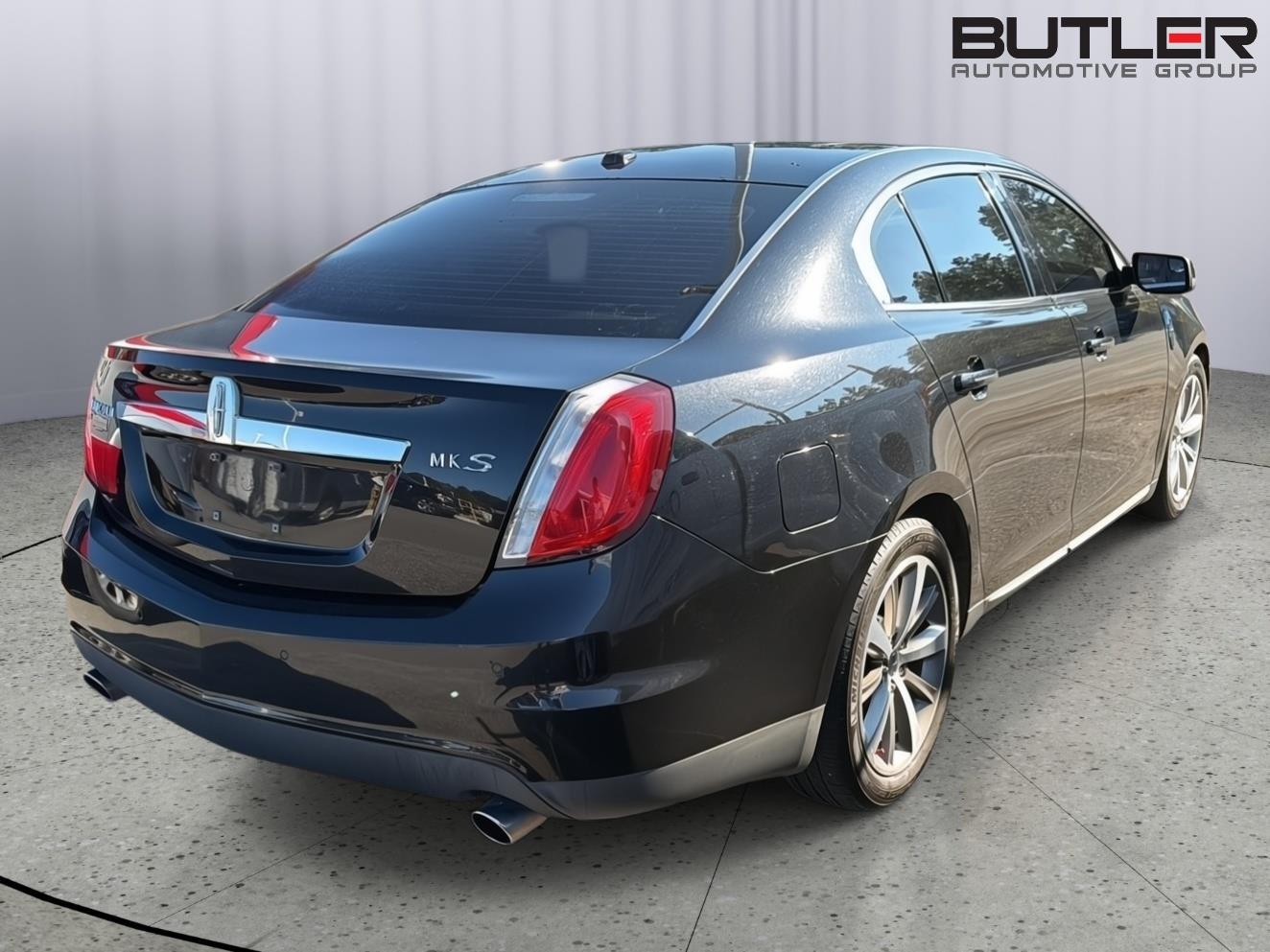 Used 2010 Lincoln MKS Sedan
