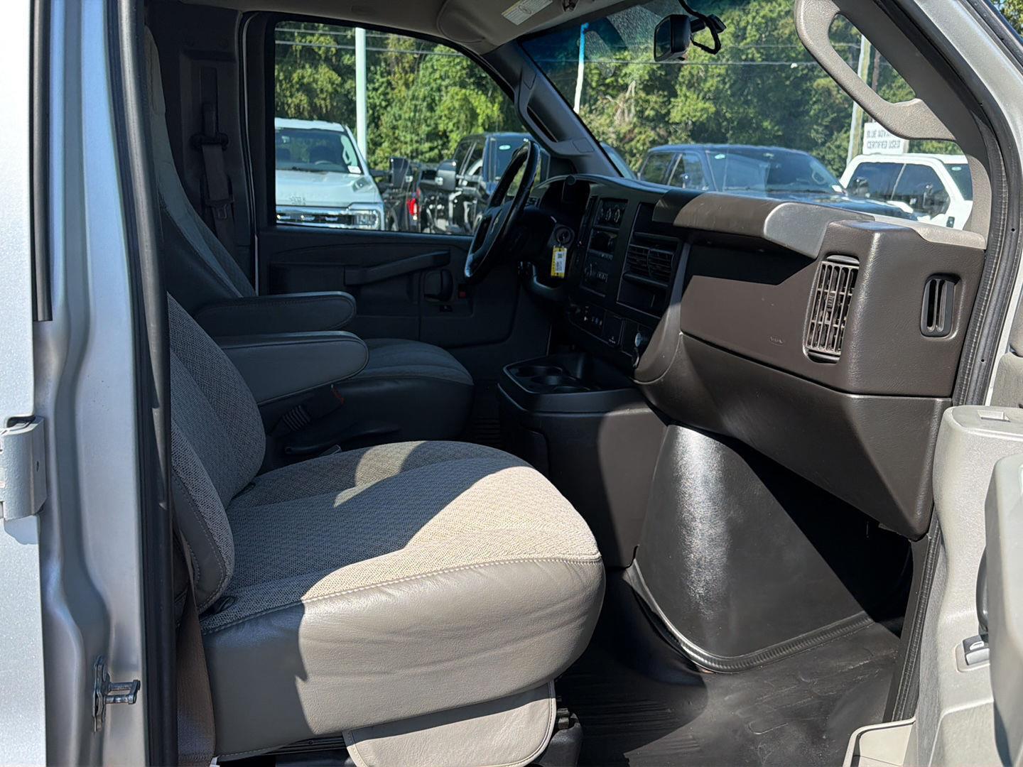 Used 2023 Chevrolet Express Passenger Van