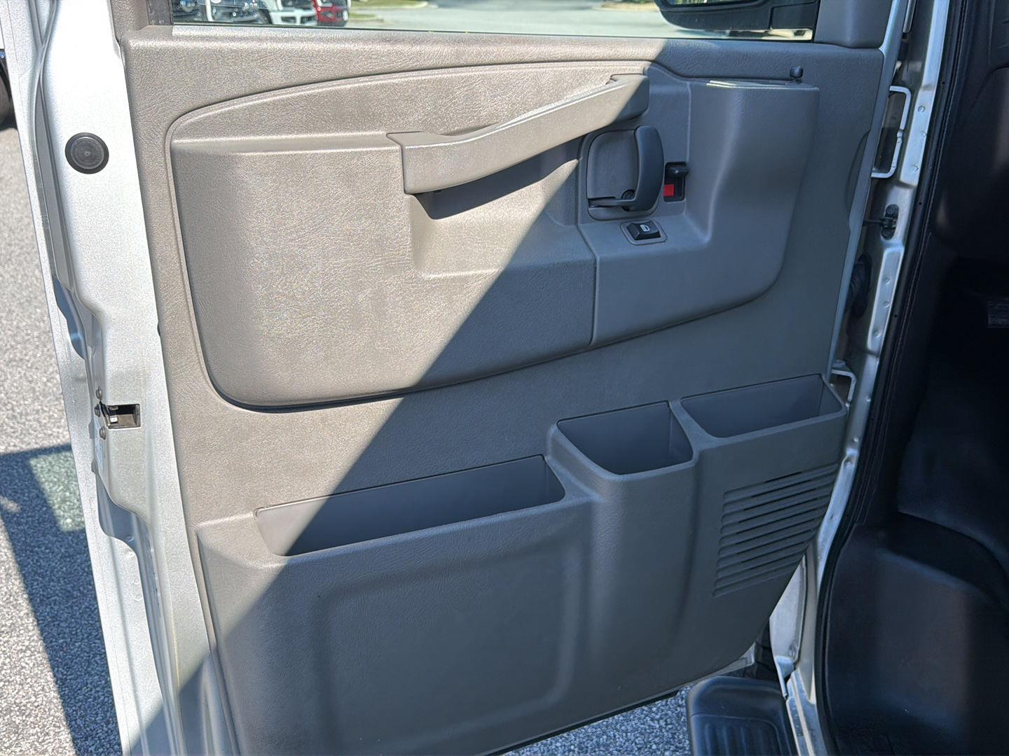Used 2023 Chevrolet Express Passenger Van