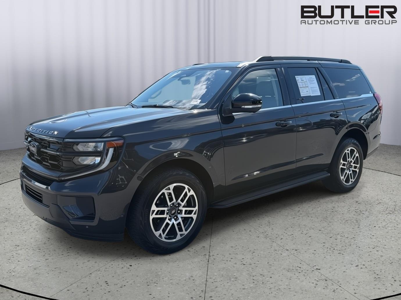 Used 2025 Ford Expedition SUV
