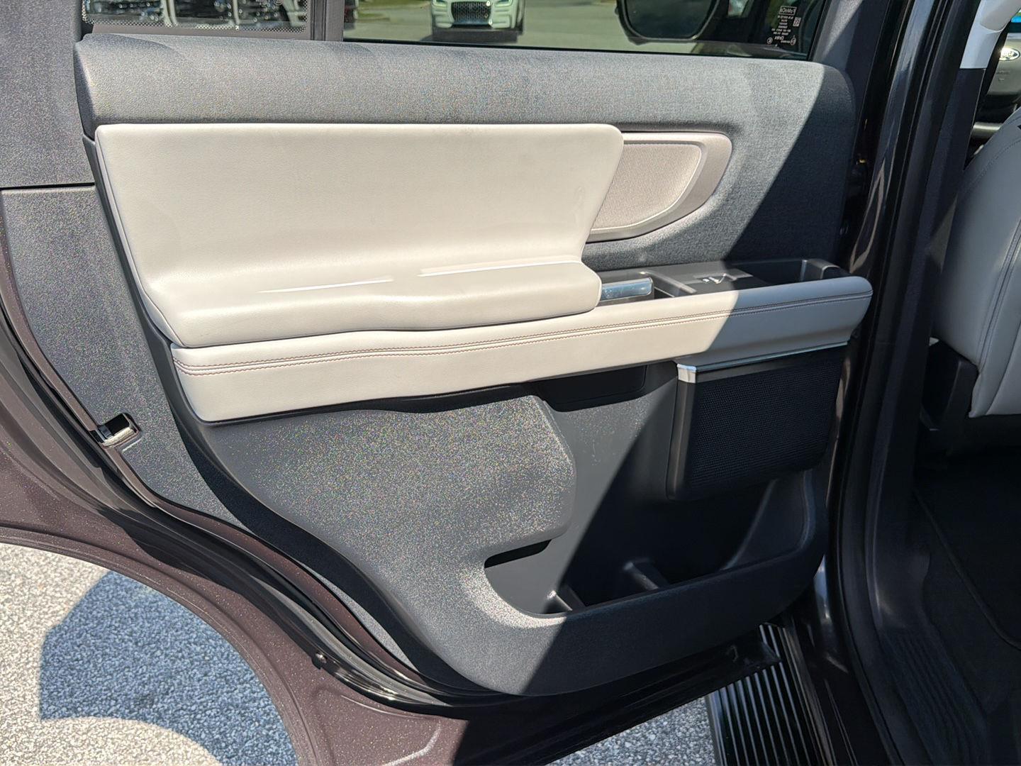 Used 2025 Ford Expedition SUV
