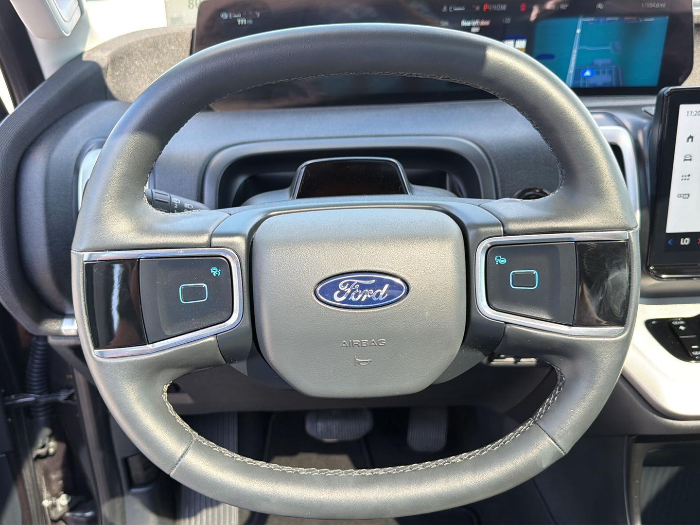 Used 2025 Ford Expedition SUV