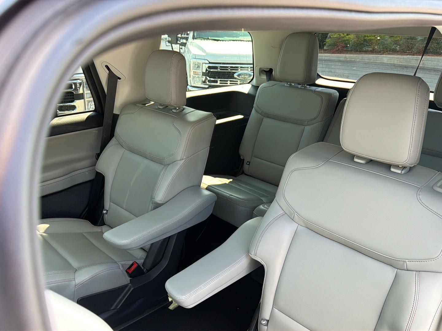 Used 2025 Ford Expedition SUV