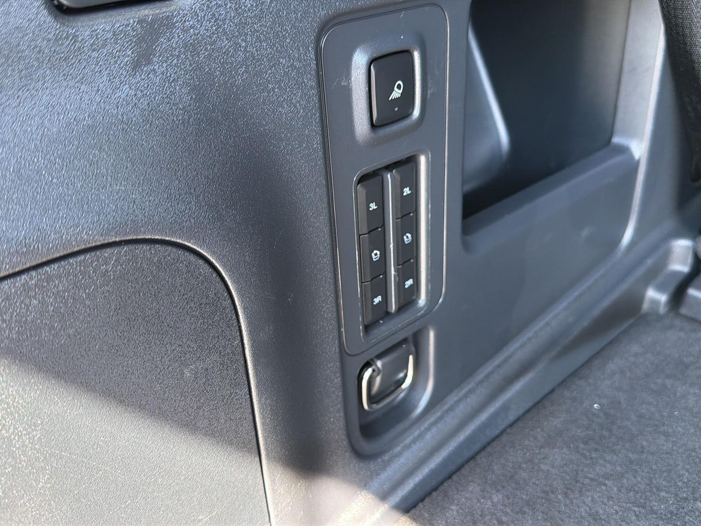 Used 2025 Ford Expedition SUV