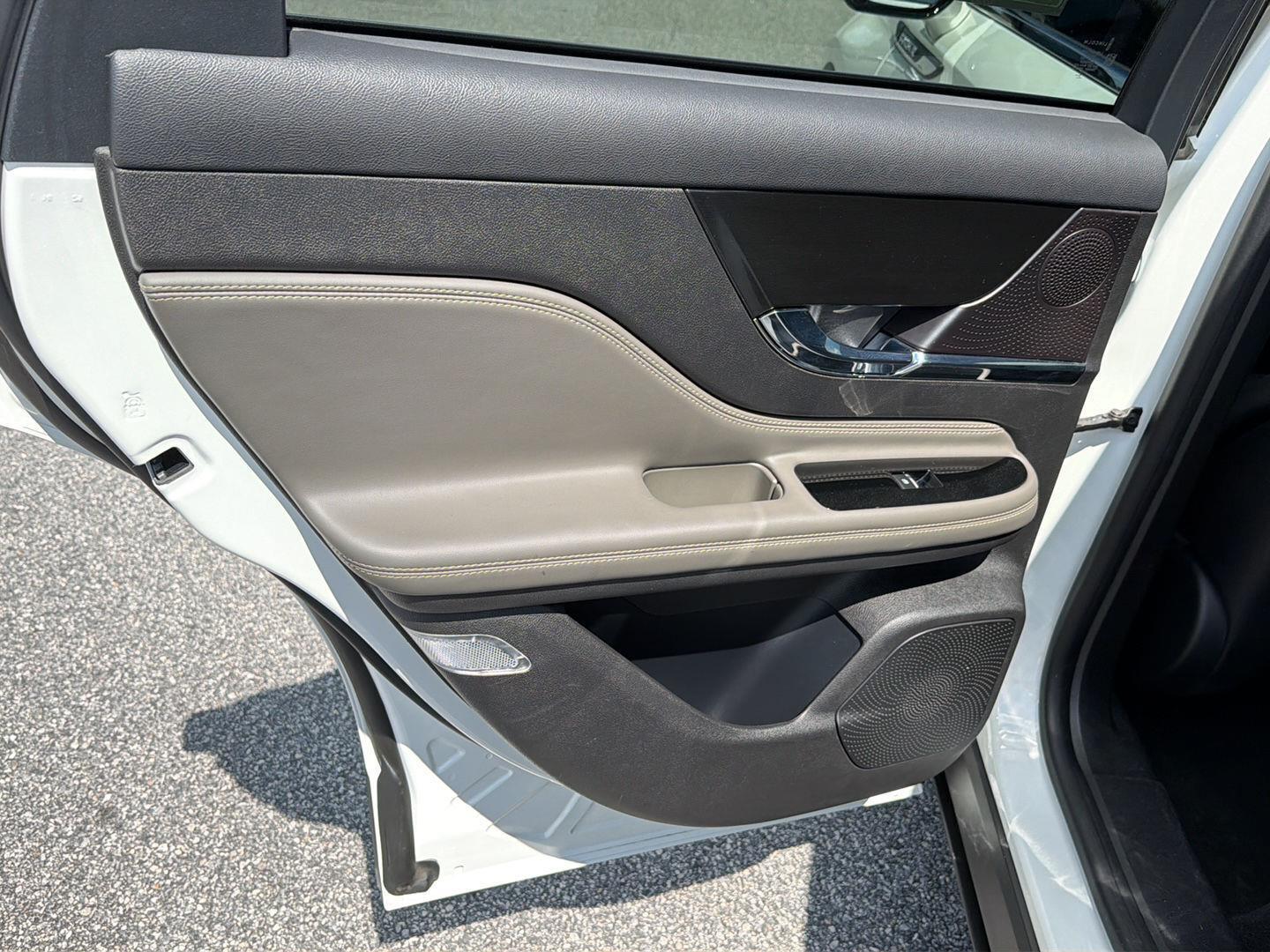 Used 2023 Lincoln Corsair SUV