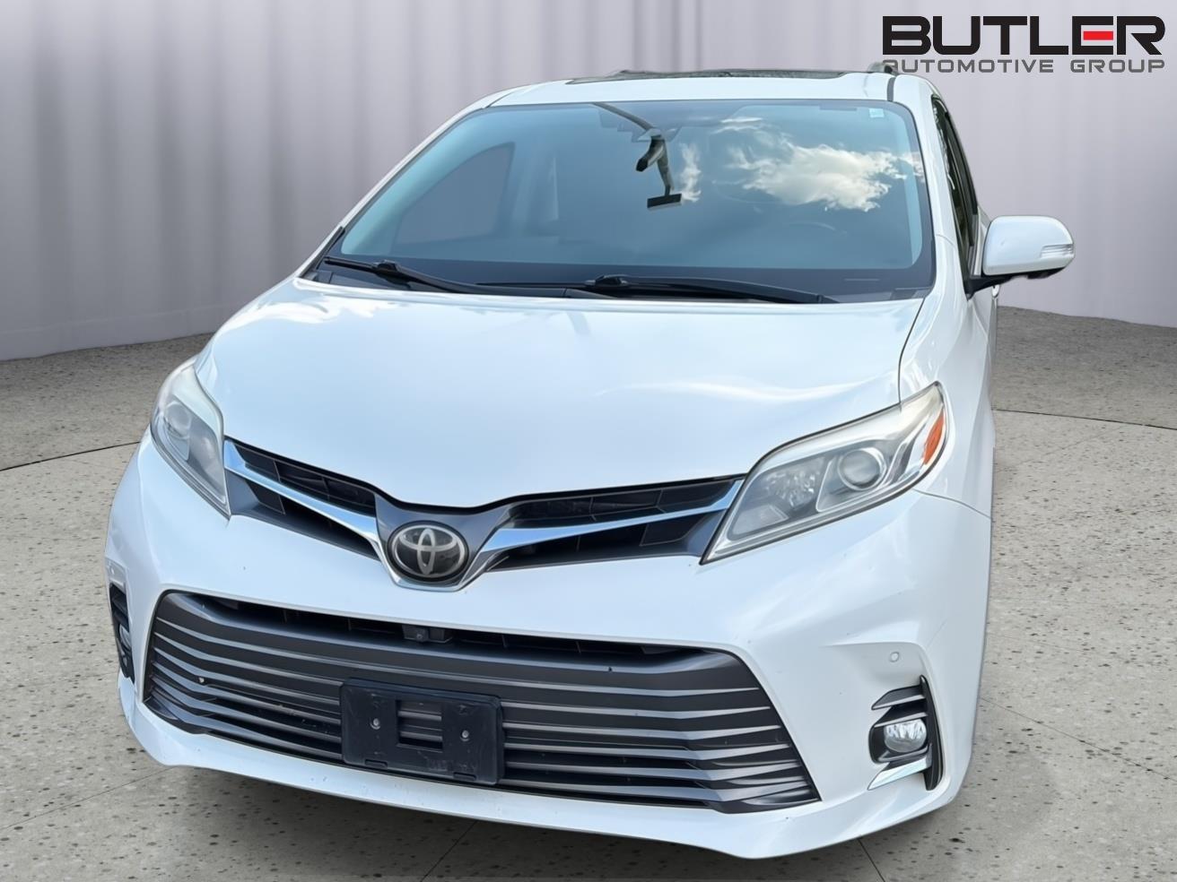 Used 2018 Toyota Sienna Van