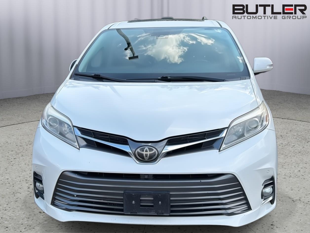 Used 2018 Toyota Sienna Van
