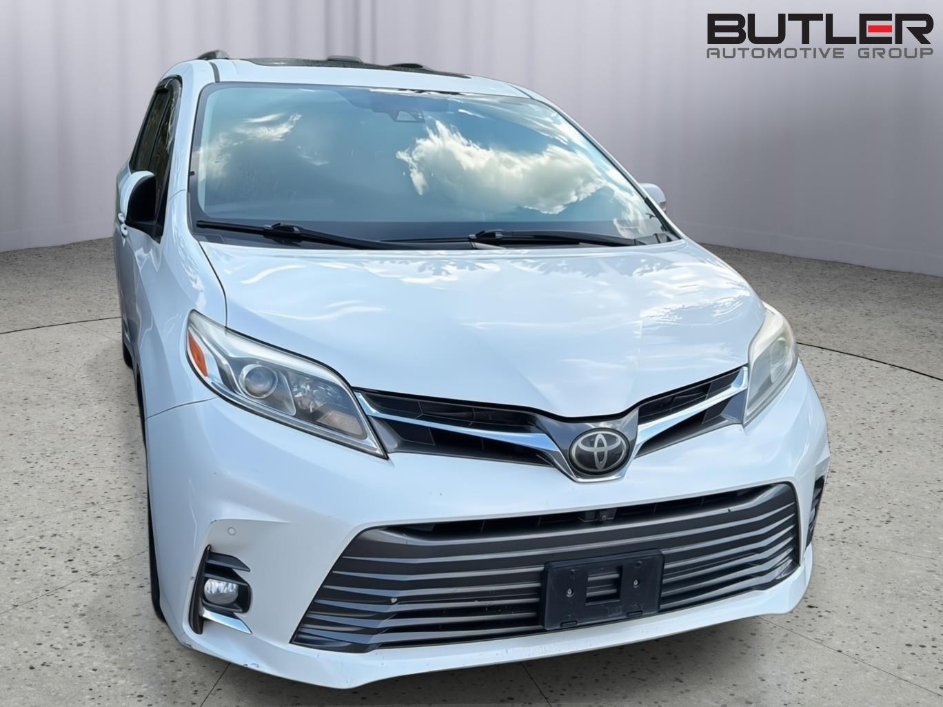 Used 2018 Toyota Sienna Van