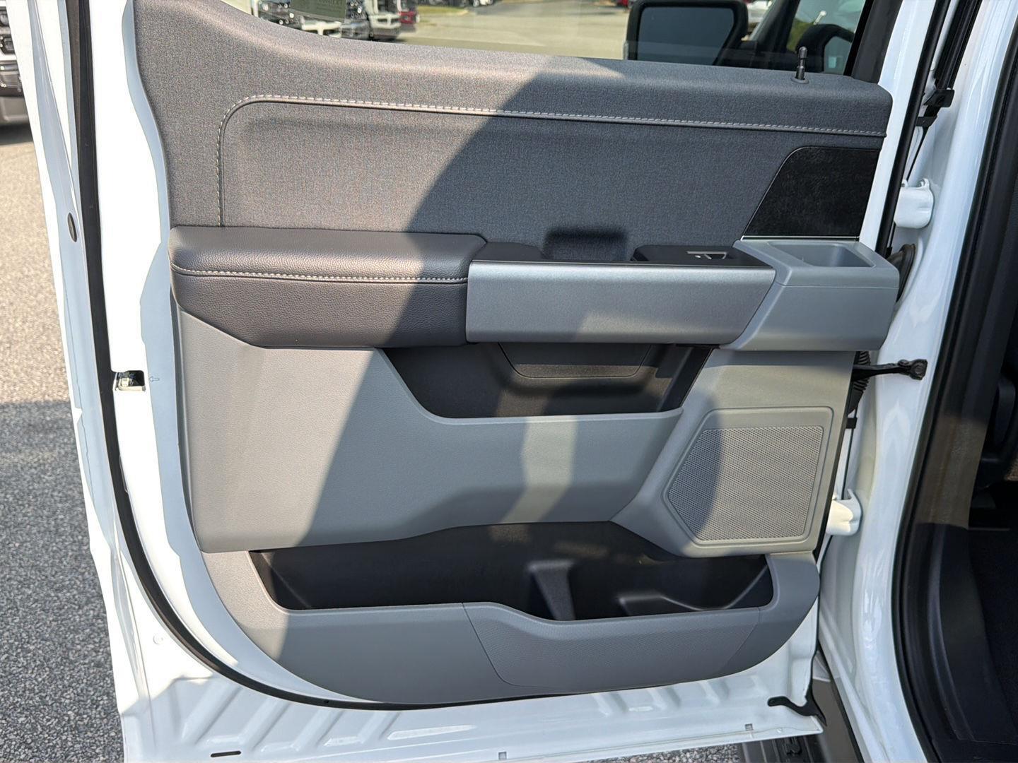 Used 2025 Ford F-150 Lightning Truck