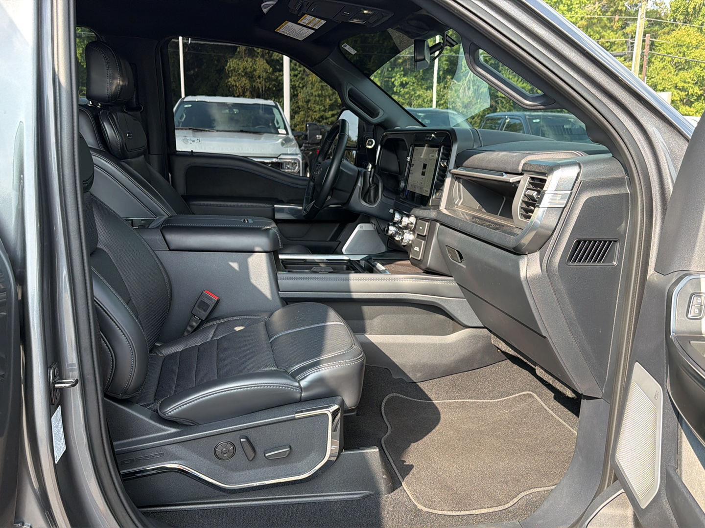 Used 2025 Ford Super Duty F-250 Truck
