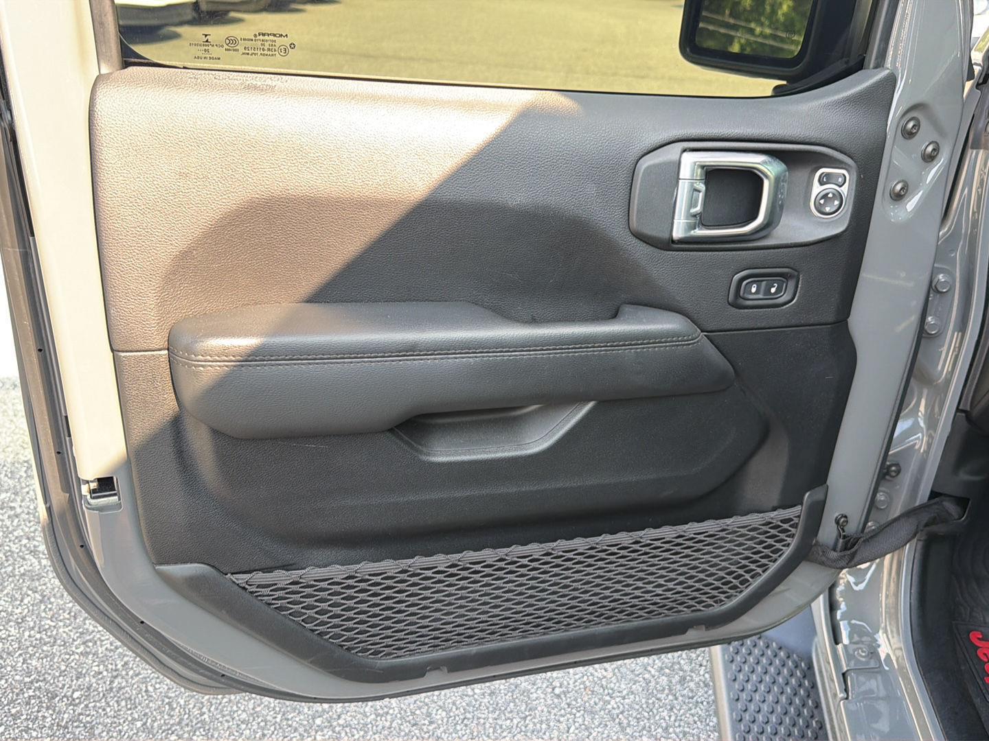 Used 2021 Jeep Wrangler SUV