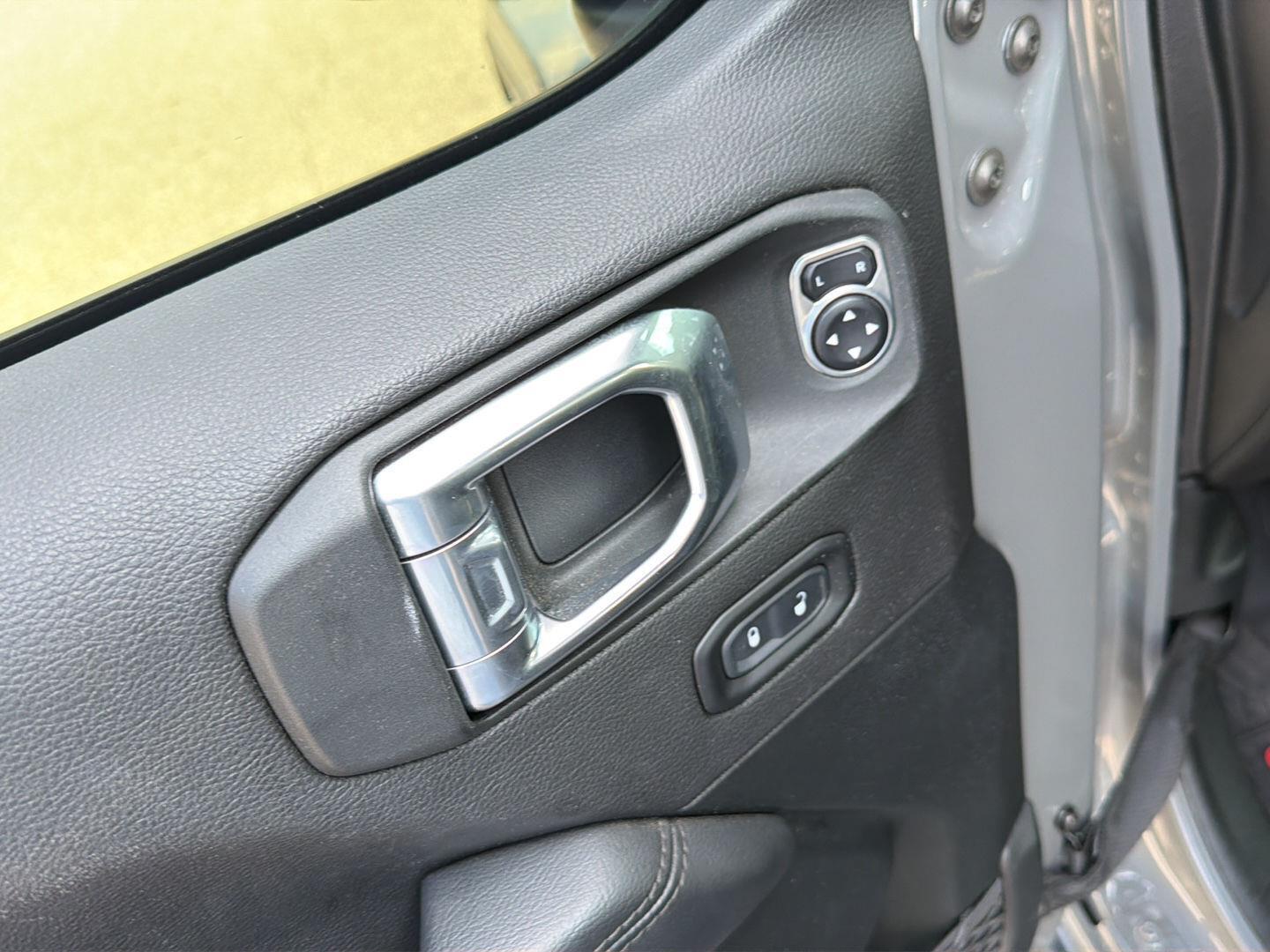Used 2021 Jeep Wrangler SUV