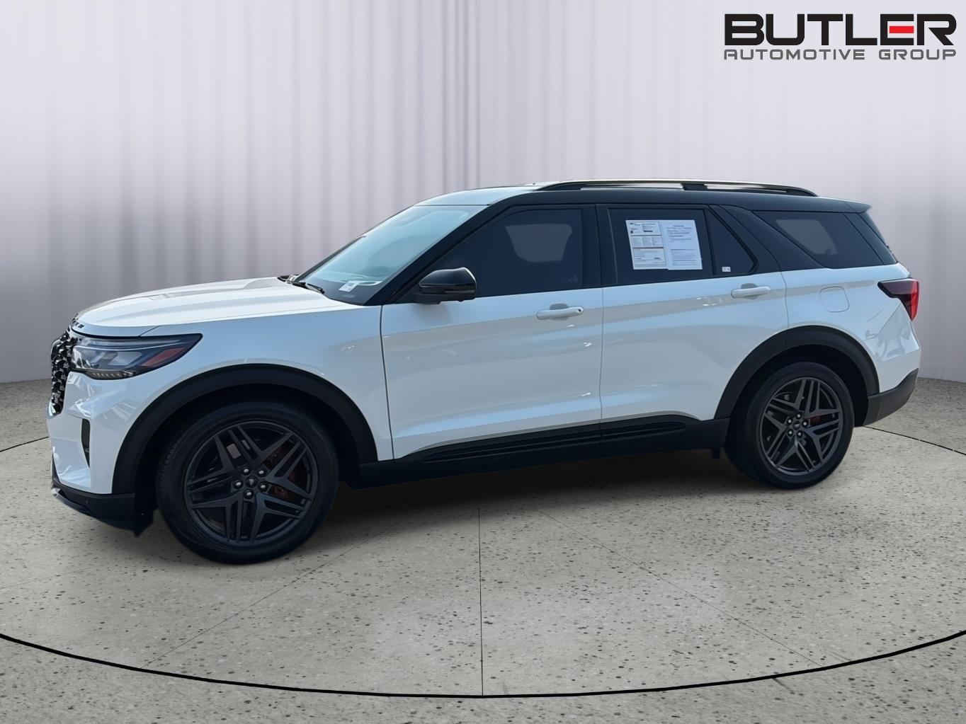 Used 2025 Ford Explorer SUV