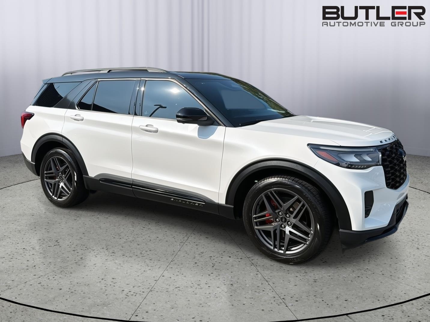 Used 2025 Ford Explorer SUV