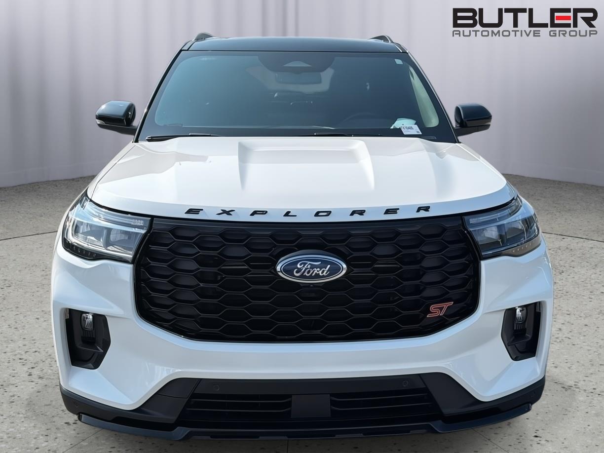 Used 2025 Ford Explorer SUV