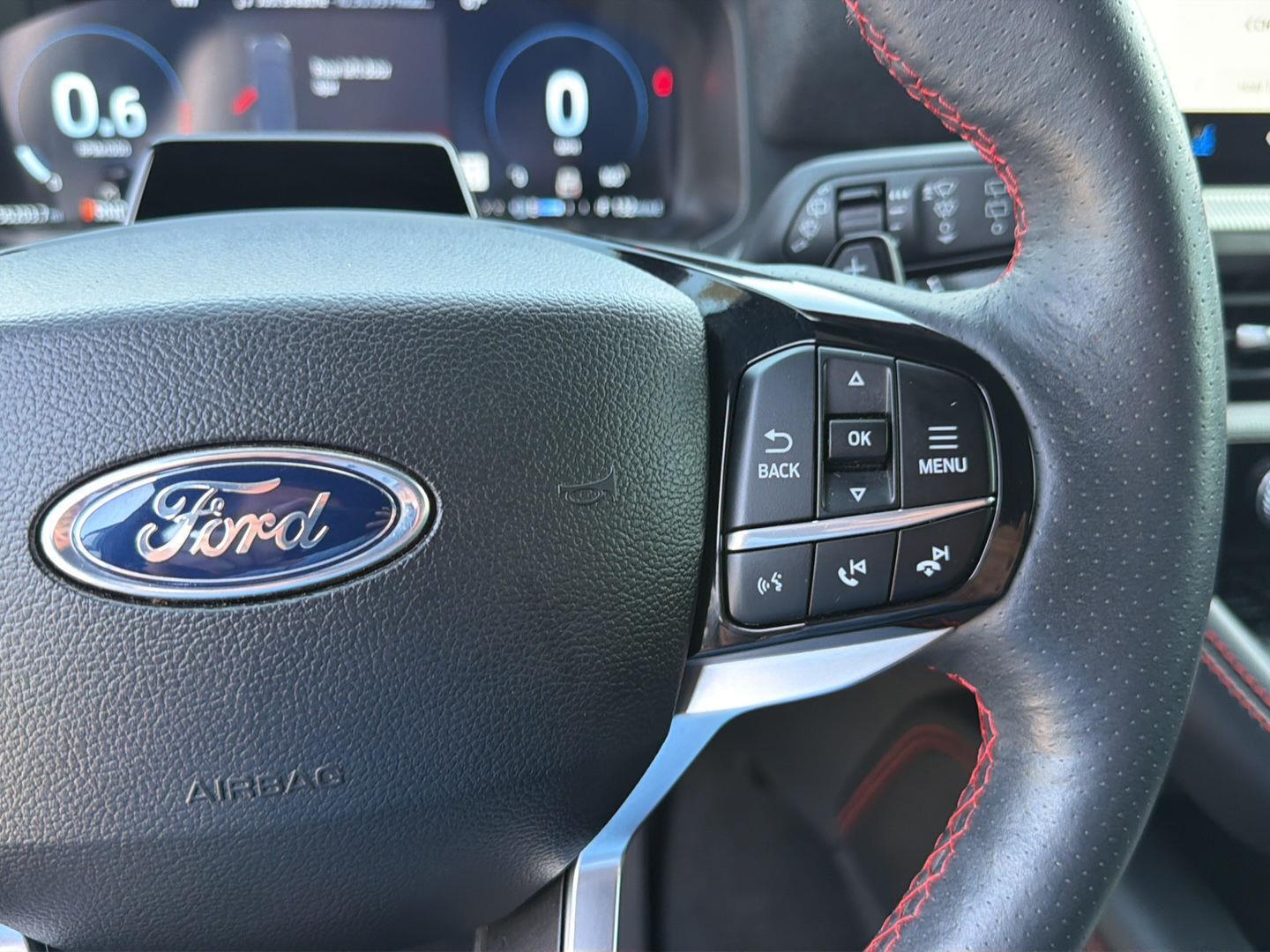 Used 2025 Ford Explorer SUV