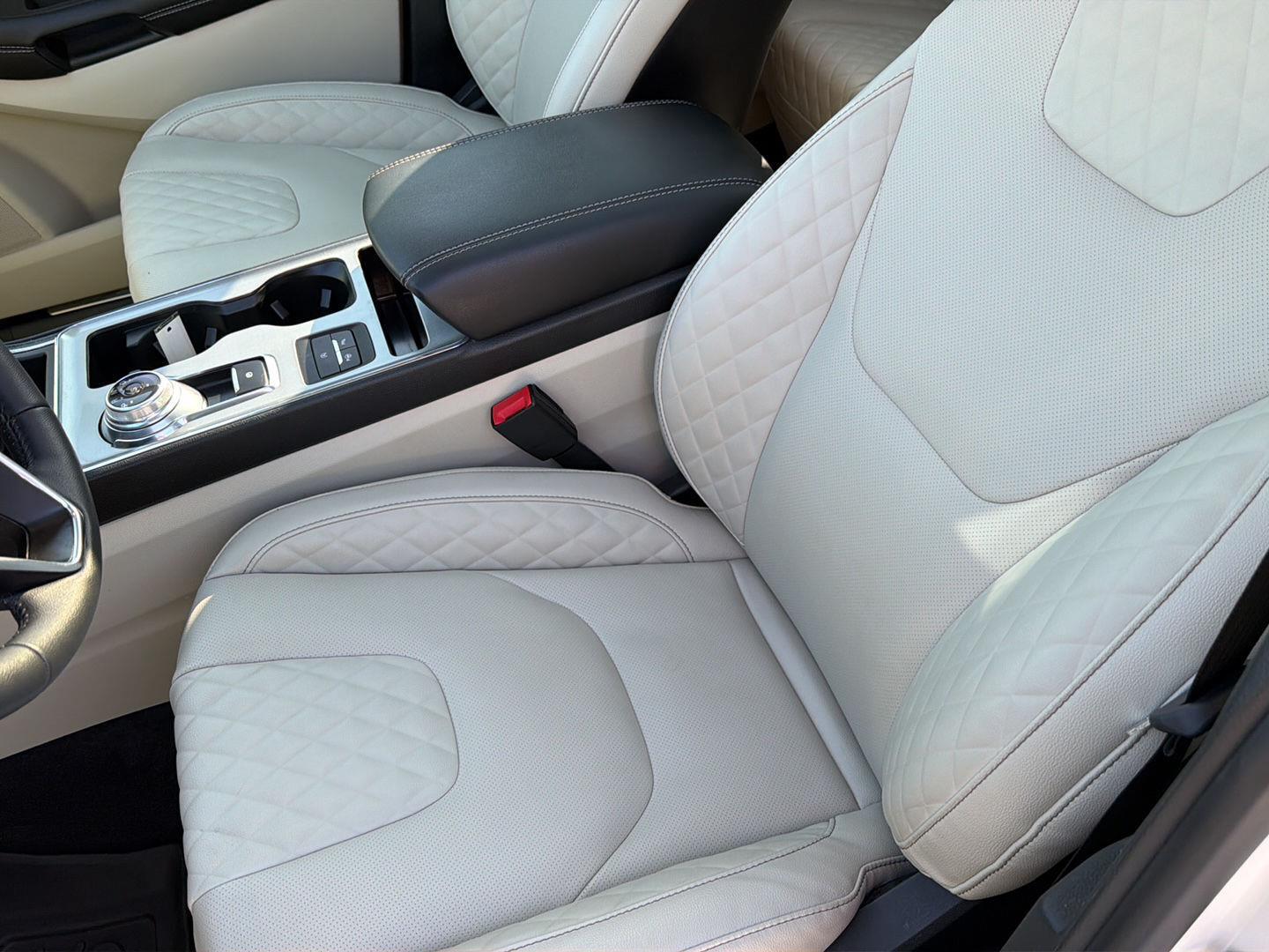 Used 2024 Ford Edge SUV