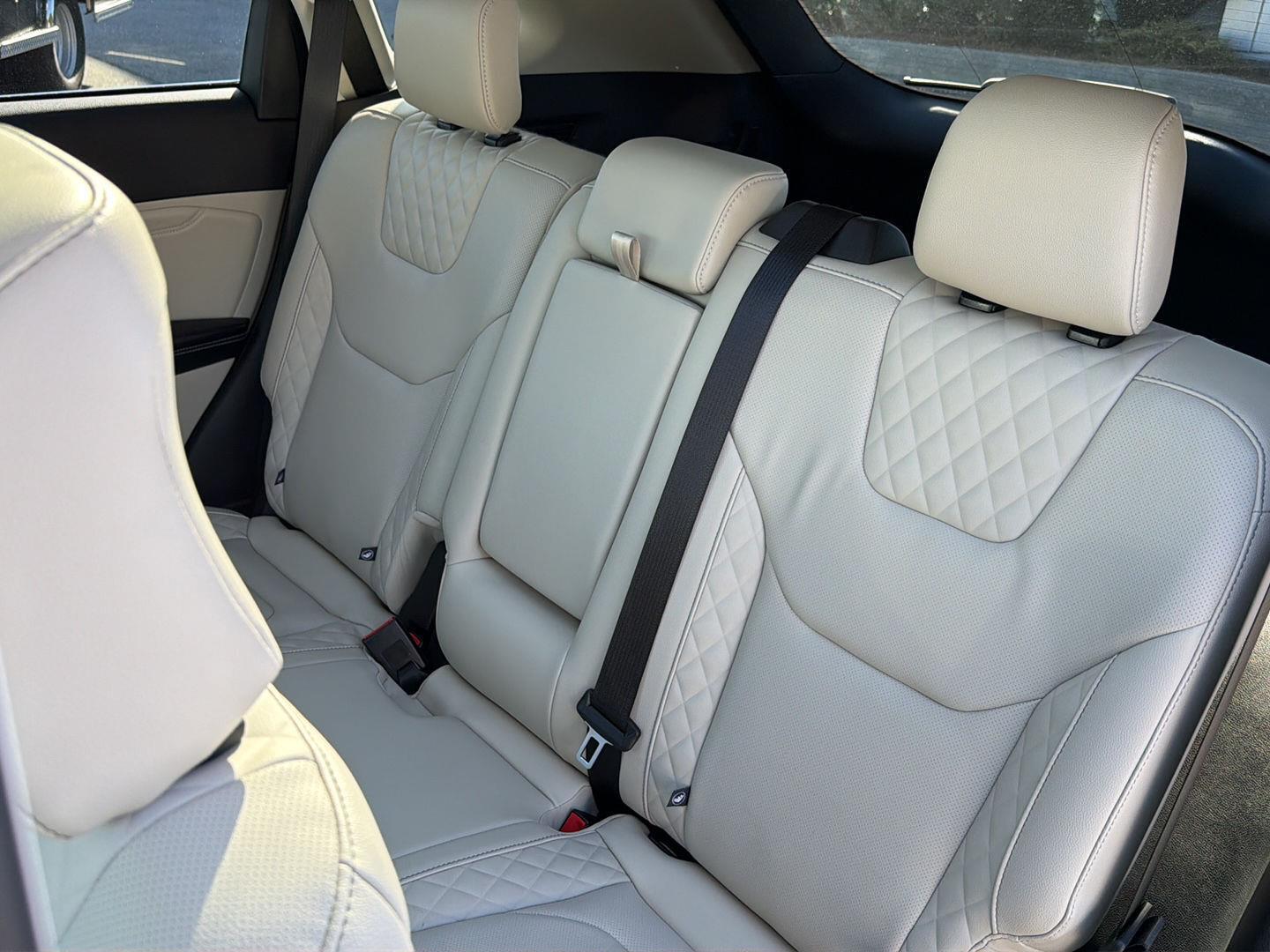 Used 2024 Ford Edge SUV