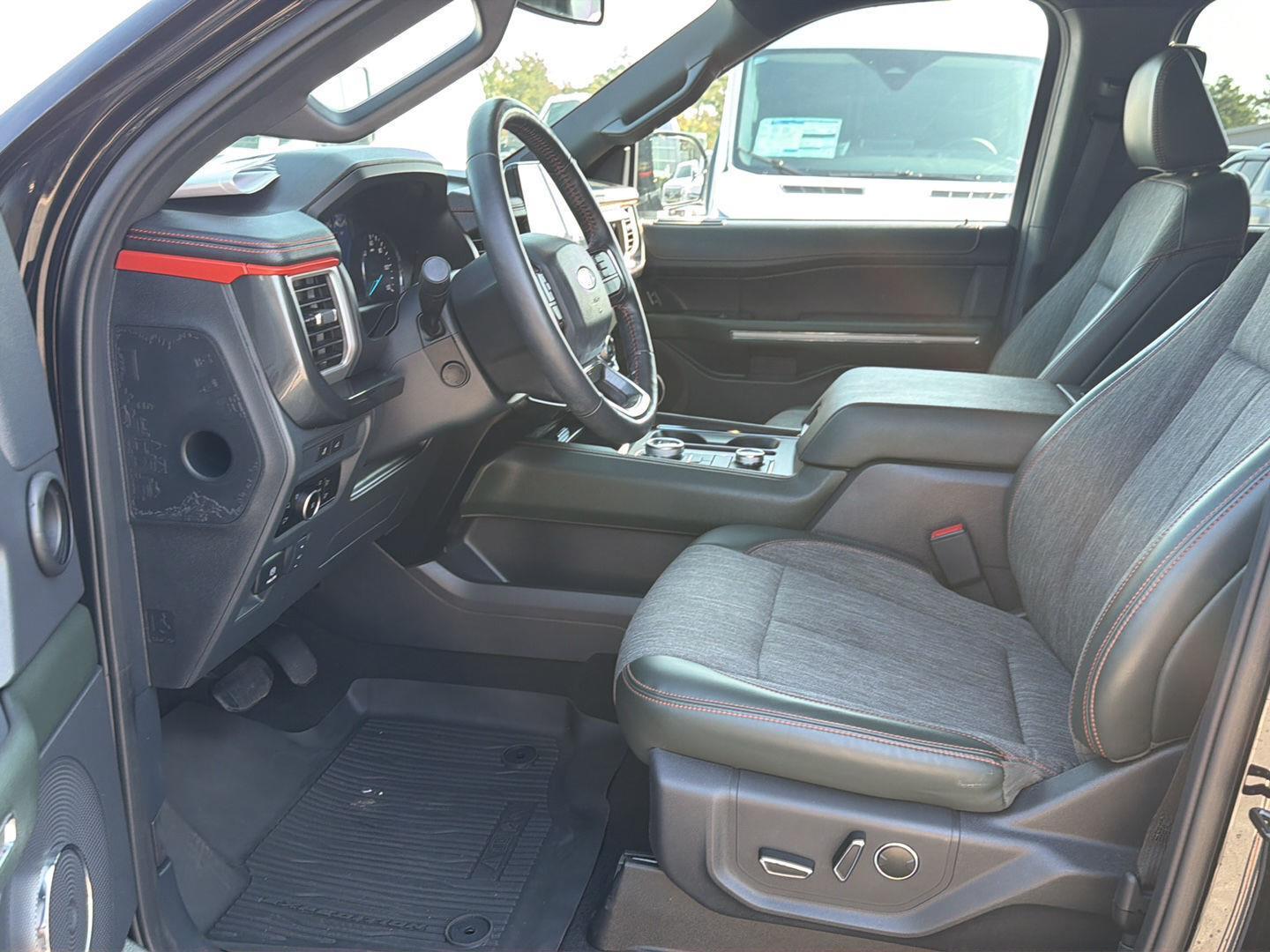 Used 2024 Ford Expedition SUV