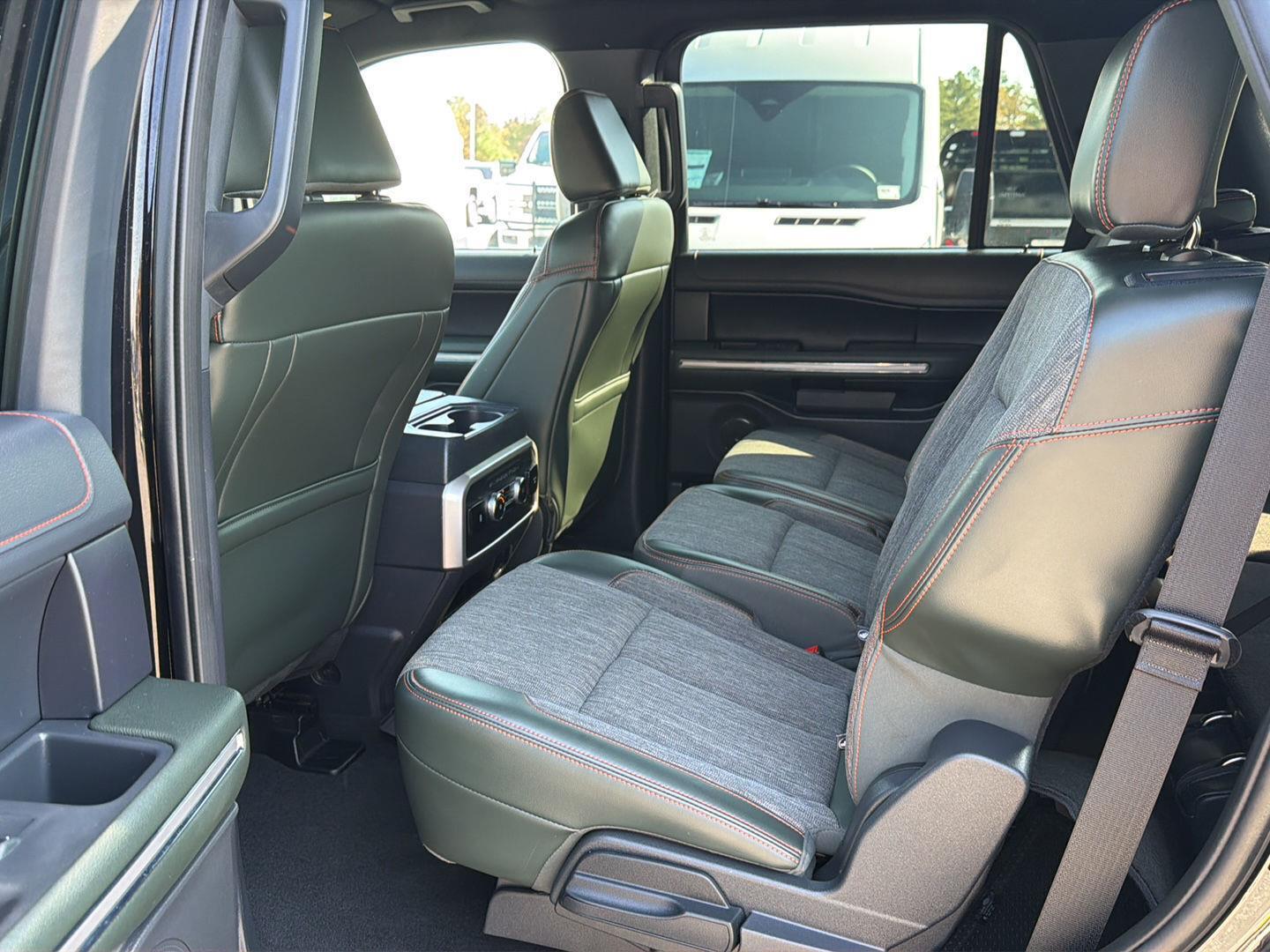 Used 2024 Ford Expedition SUV