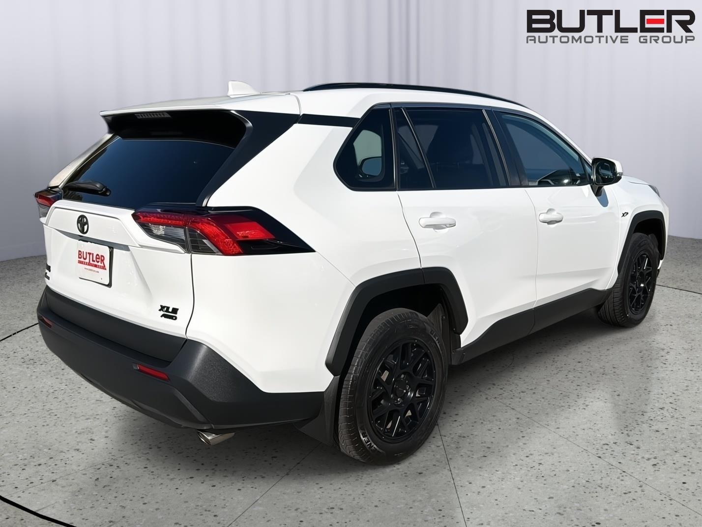 Used 2021 Toyota RAV4 SUV