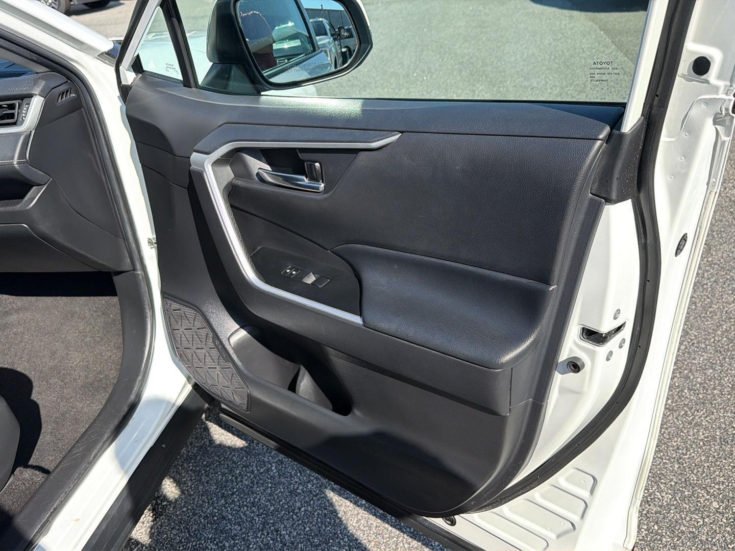 Used 2021 Toyota RAV4 SUV
