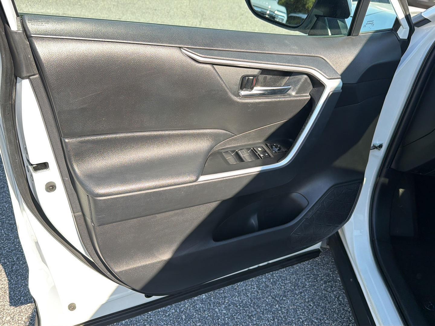 Used 2021 Toyota RAV4 SUV