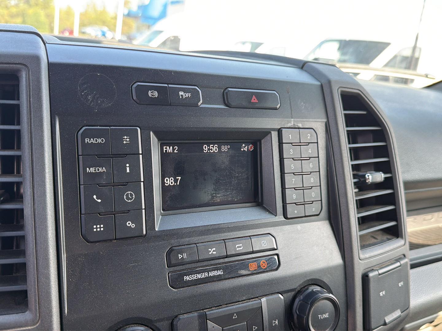 Used 2022 Ford Super Duty F-550 DRW Truck