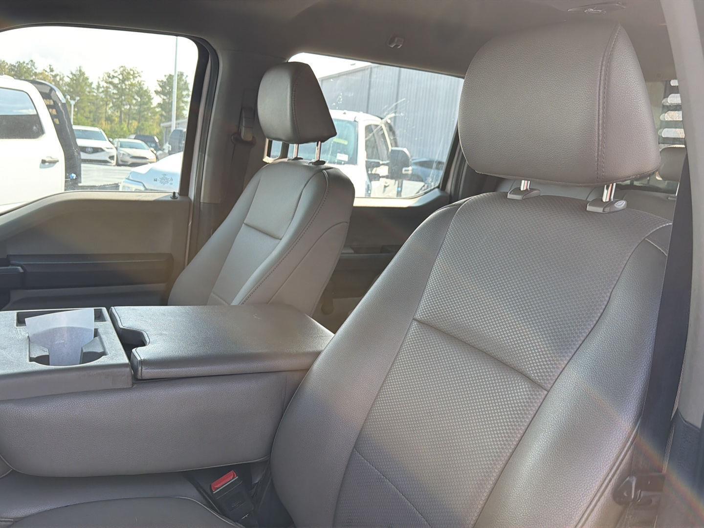 Used 2022 Ford Super Duty F-550 DRW Truck