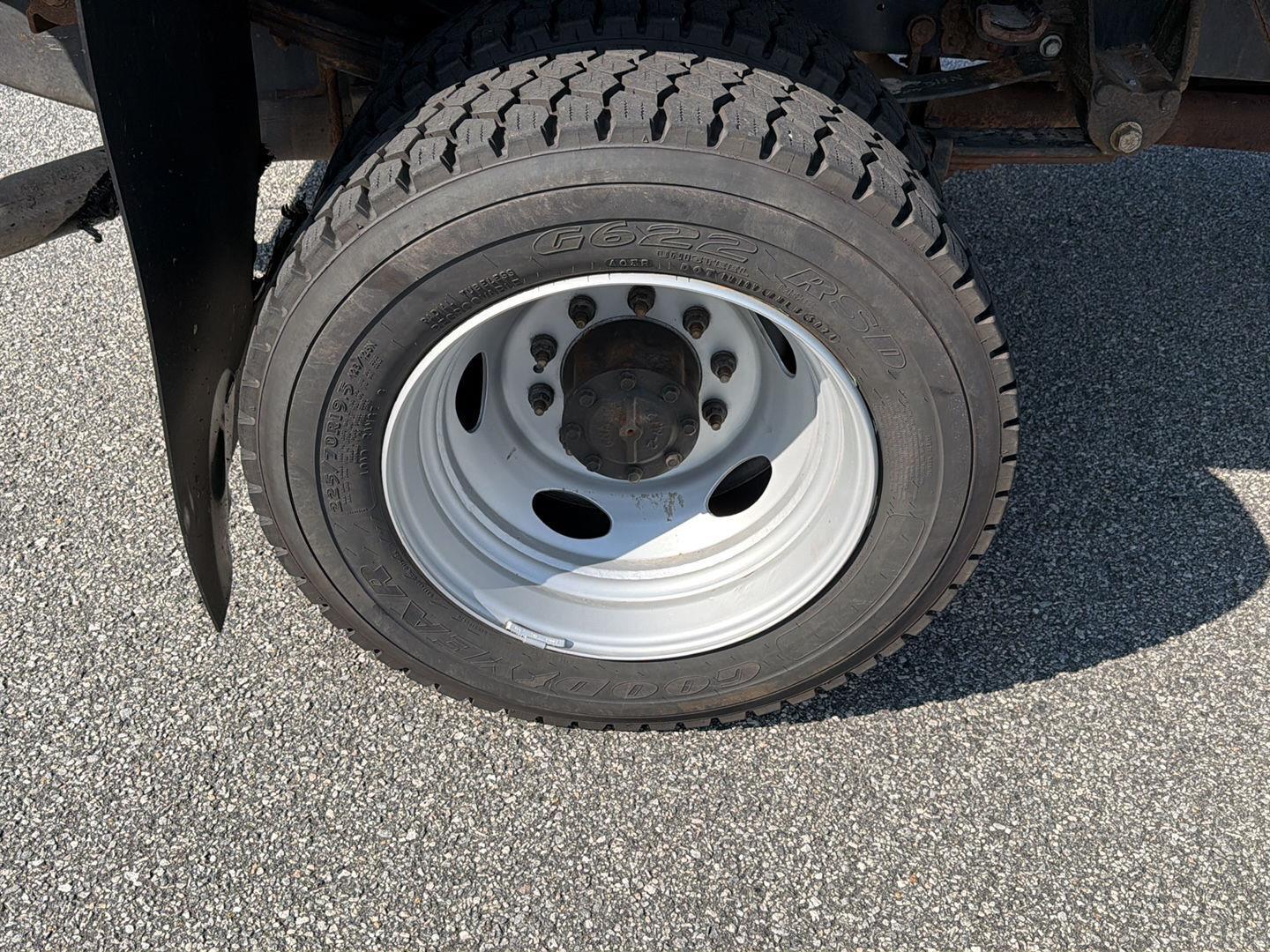 Used 2022 Ford Super Duty F-550 DRW Truck
