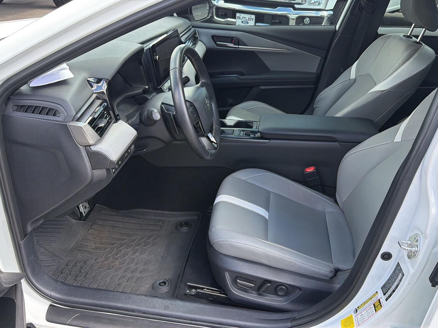 Used 2025 Toyota Camry Sedan