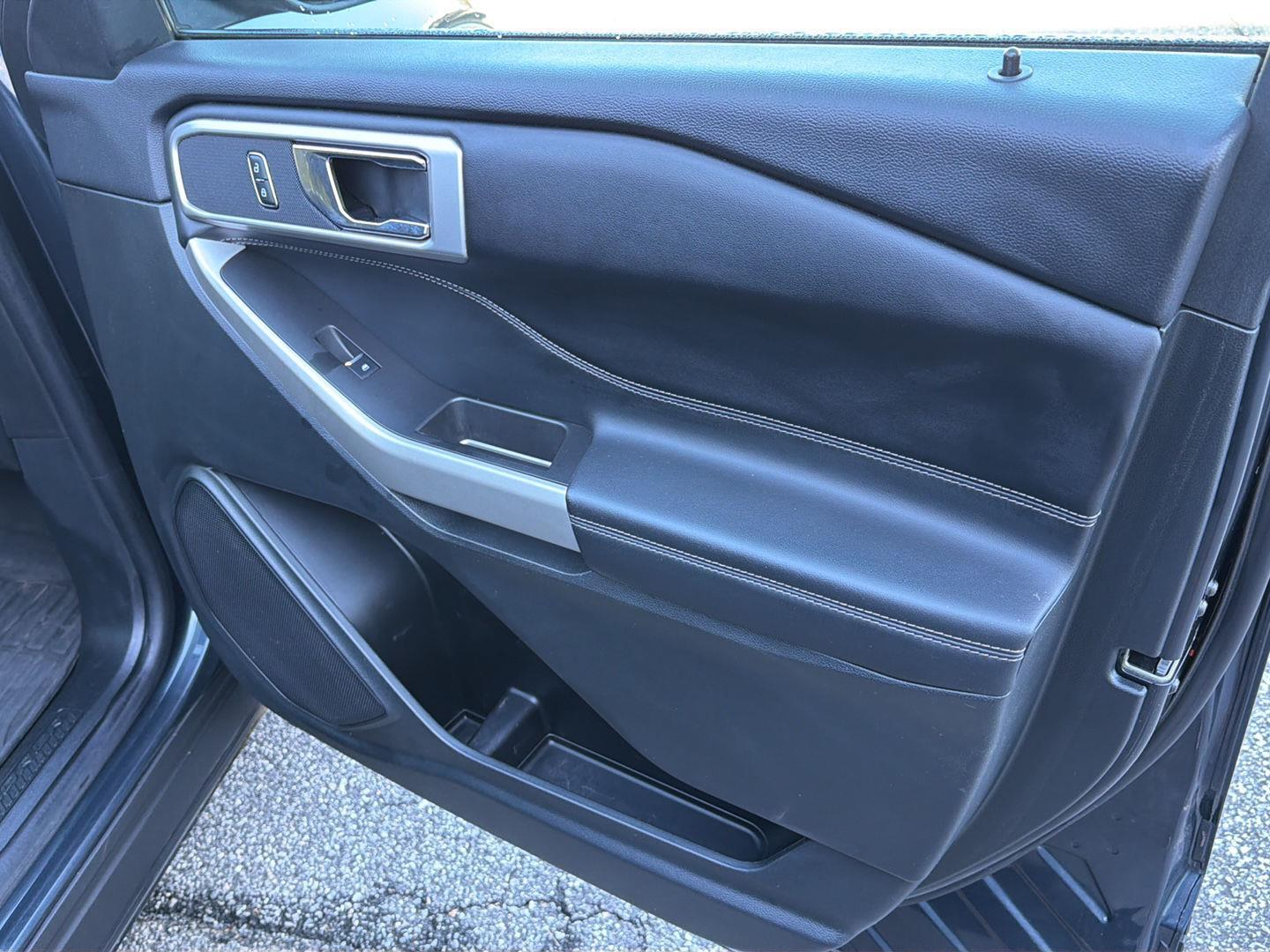 Used 2024 Ford Explorer SUV