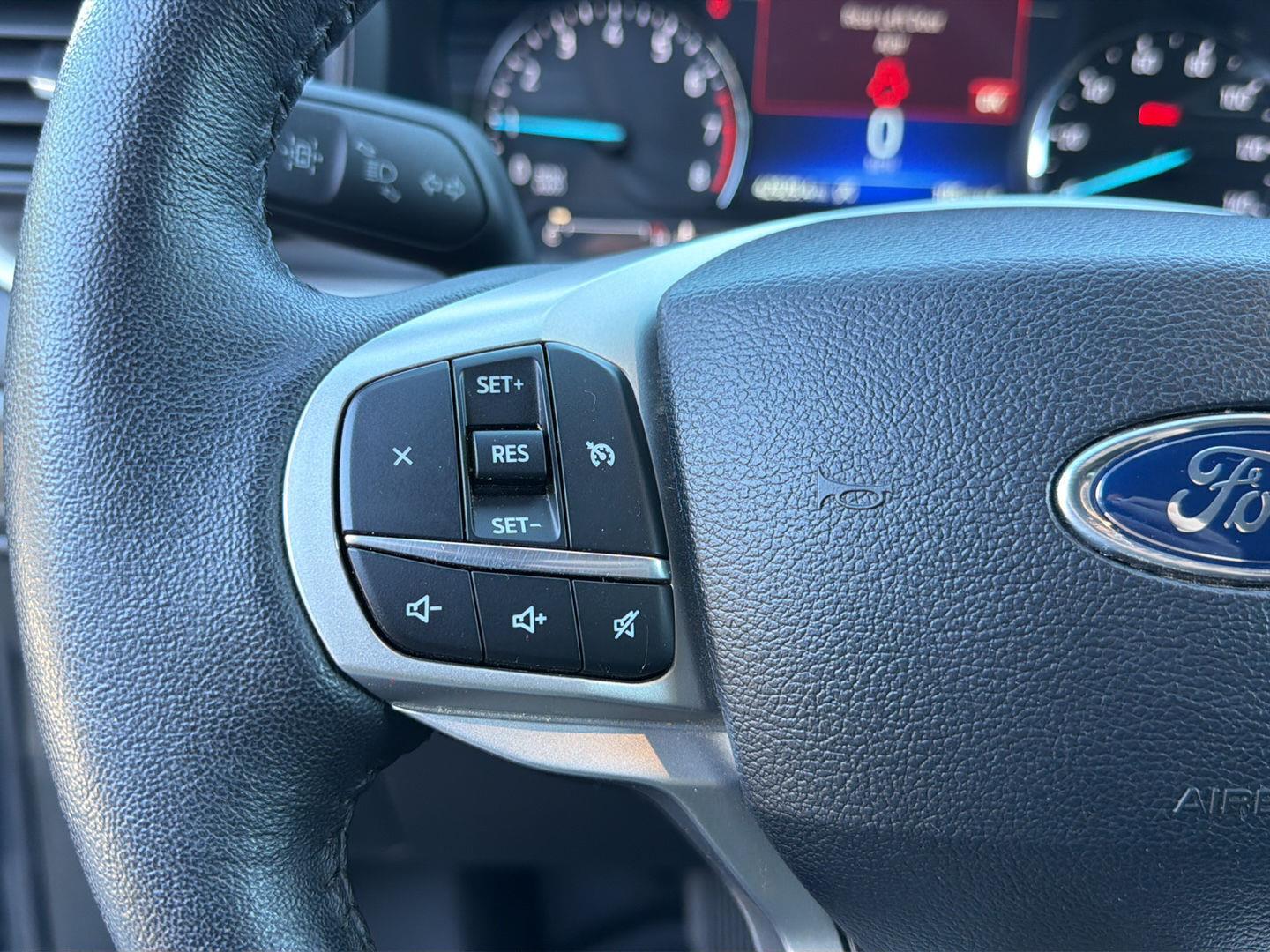 Used 2024 Ford Explorer SUV