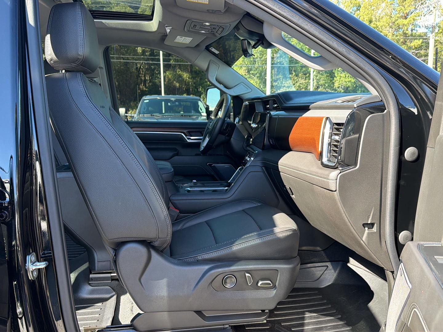 Used 2024 GMC Sierra 2500HD Truck